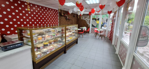 Витрина Кондитерская Куб Ангара 1,3м +4+10с