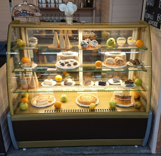 Витрина Кондитерская Ангара 1,5 м +4+10с